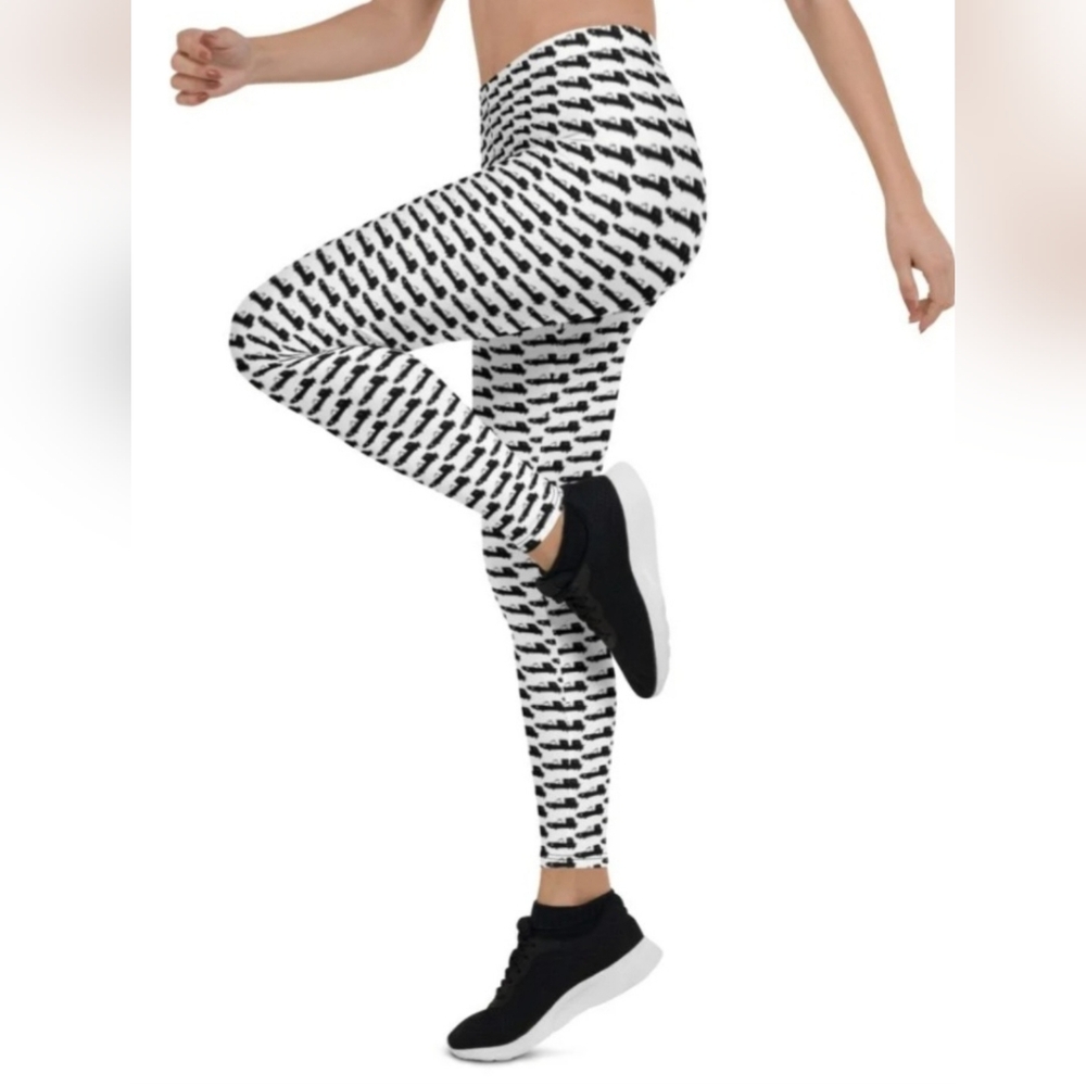 Lbisse Gym/Workout Leggings Juniors XL /Women's Medium Stretch Black&White